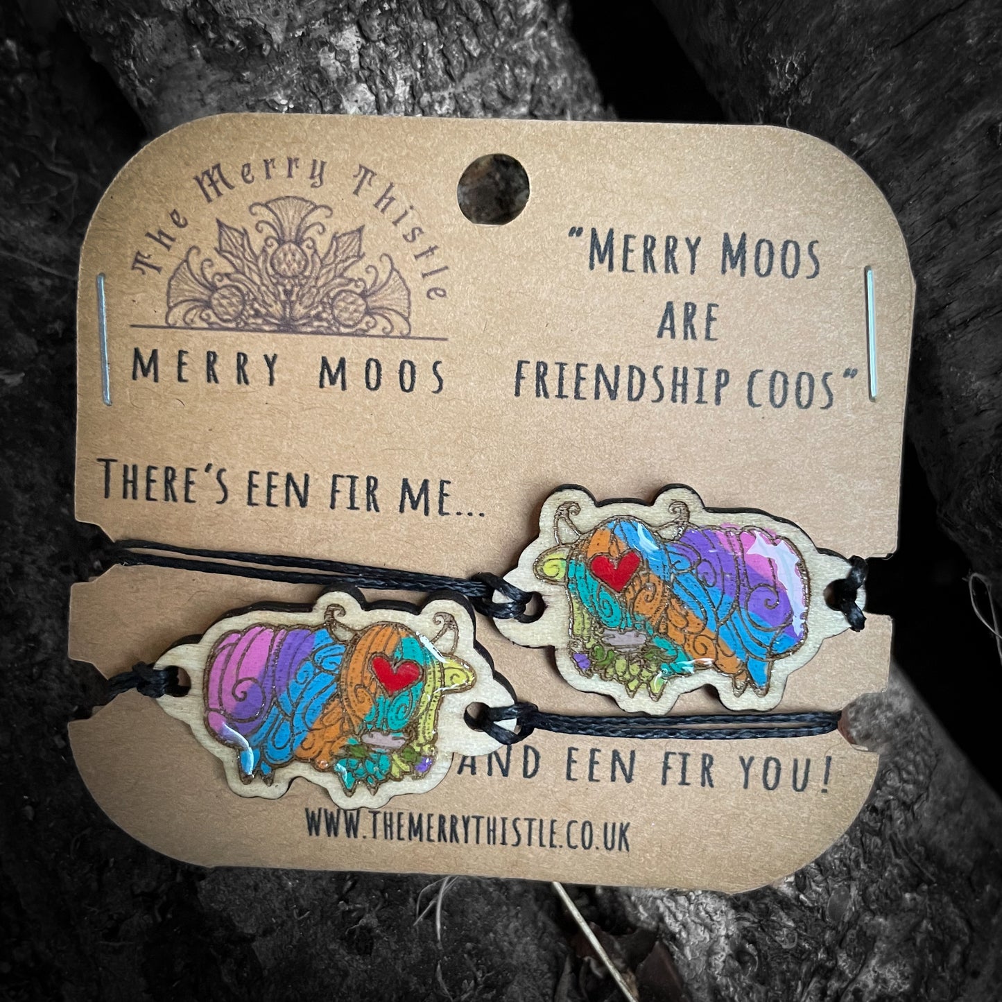 Merry Moos, friendship bracelets