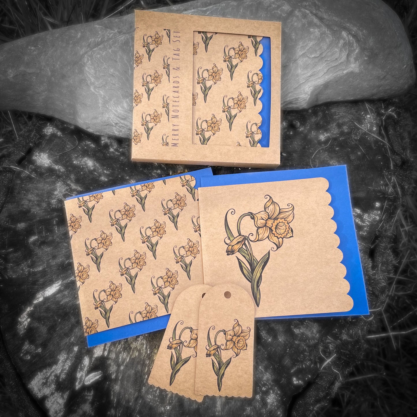 Merry Notecard and Gift Tag Set Daffodils