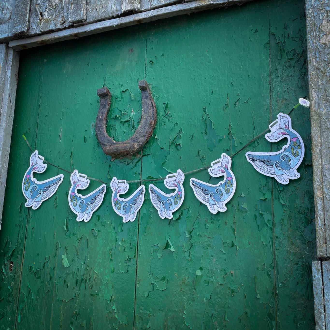 Merry Coastal Bunting