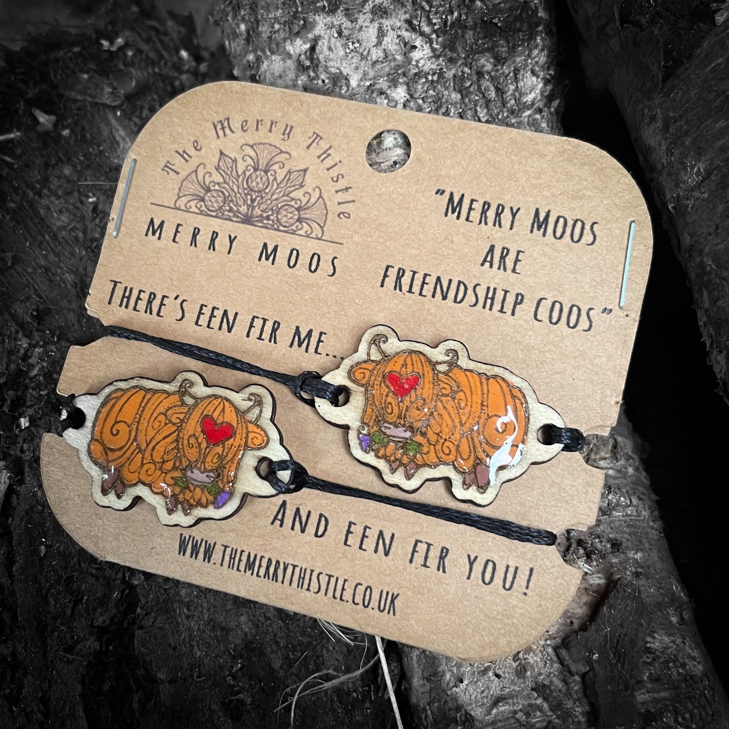 Merry Moos, friendship bracelets