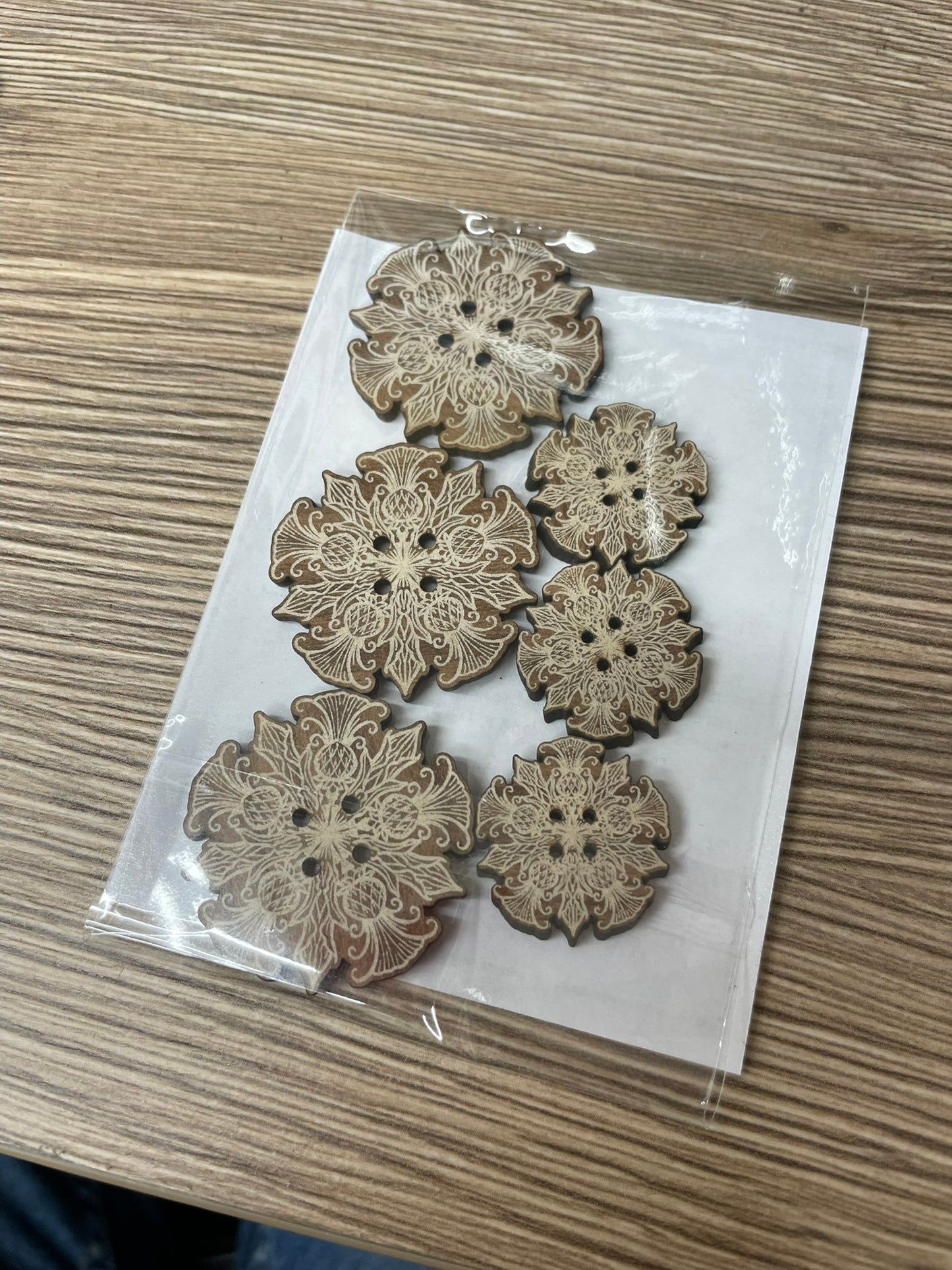 Merry Thistle Buttons